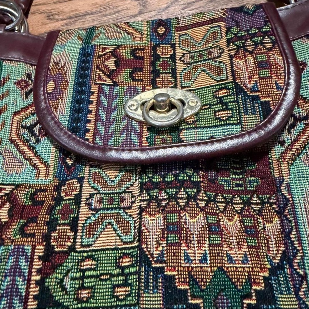 Vintage Tapestry Pattern Green Multi-Color Shoulder Bag - Picture 4 of 8